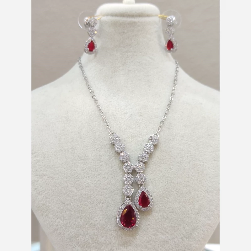 نیم ست جواهری پاپیونی مناسب کادو و هدیه (پس کرایه)