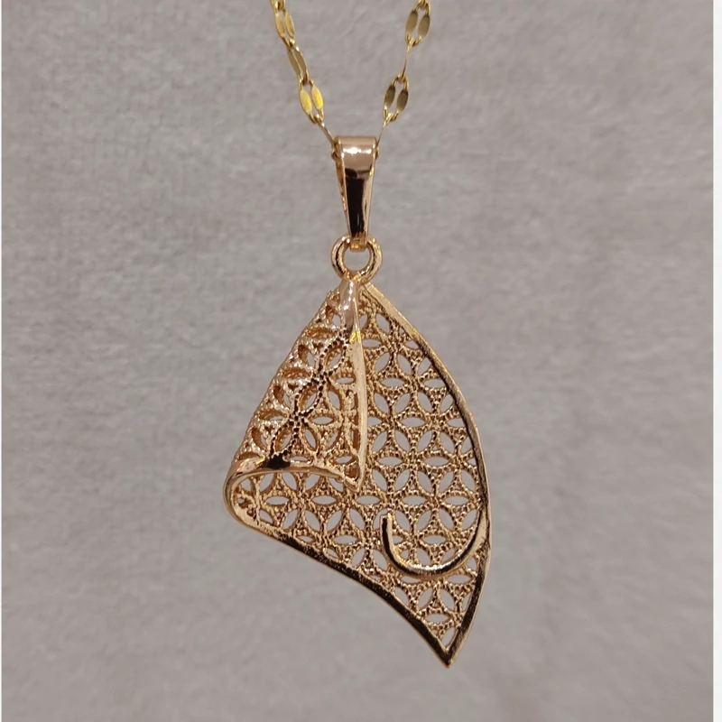 آویز طرح طلا از برند ژوپینگ (پس کرایه)