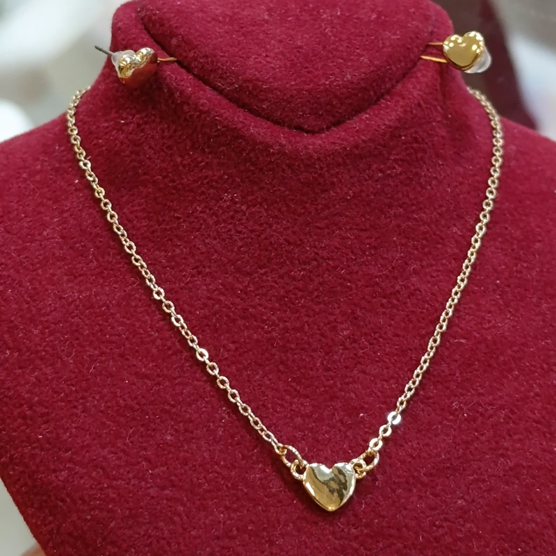 نیم ست قلبی مینیمال طرح طلا(پس کرایه)