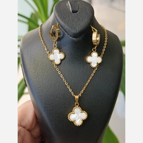 نیم ست ونکلیف سفید(پس کرایه)