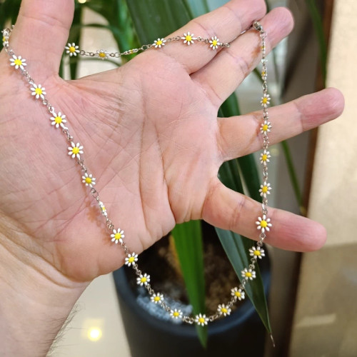 گردنبند بابونه استیل (پس کرایه)