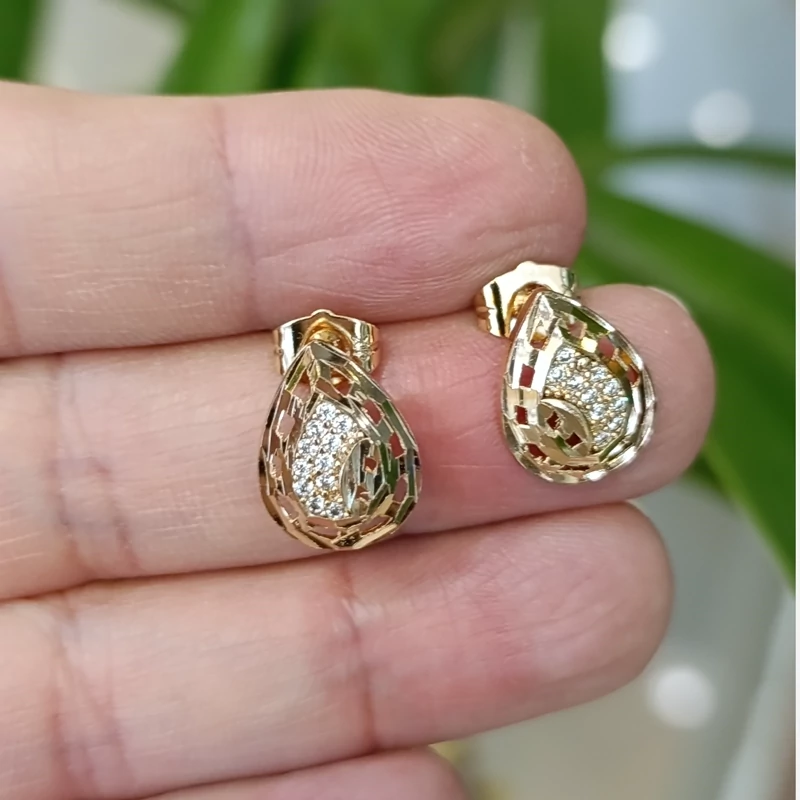 گوشواره اشکی جواهری برند ژوپینگ (پس کرایه)