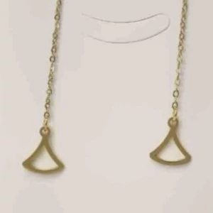گوشواره بخیه مثلث(پس کرایه)