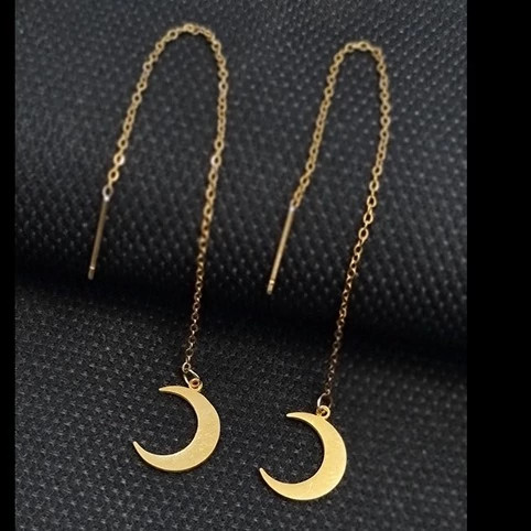 گوشواره بخیه ماه