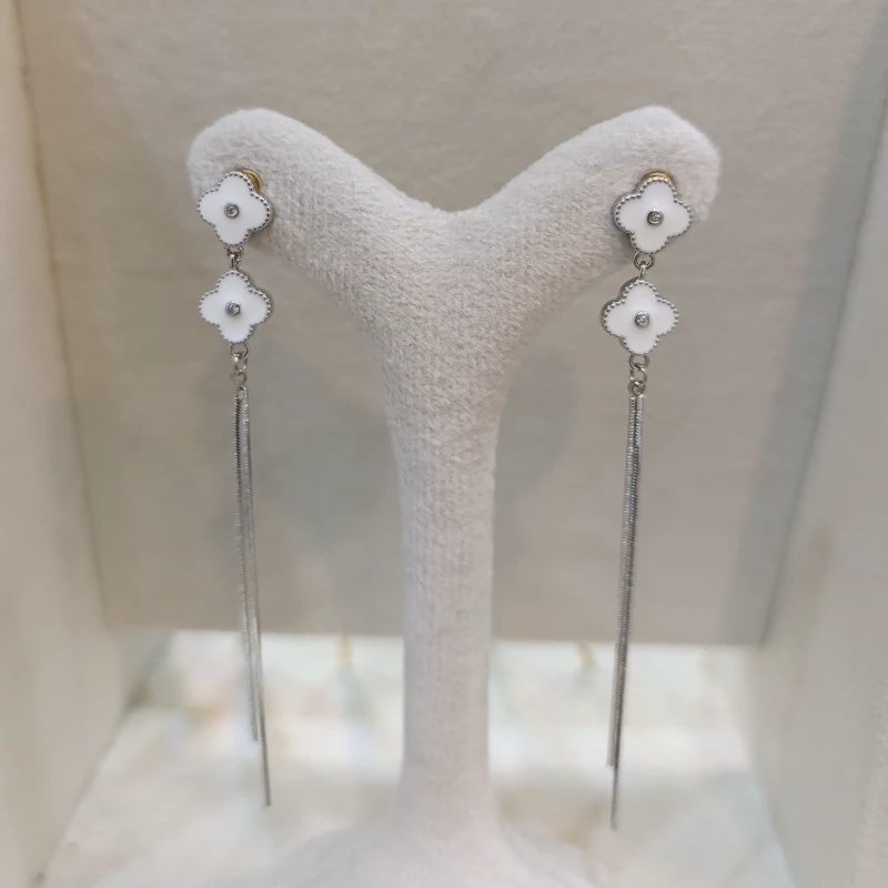 گوشواره آویز ونکلیف